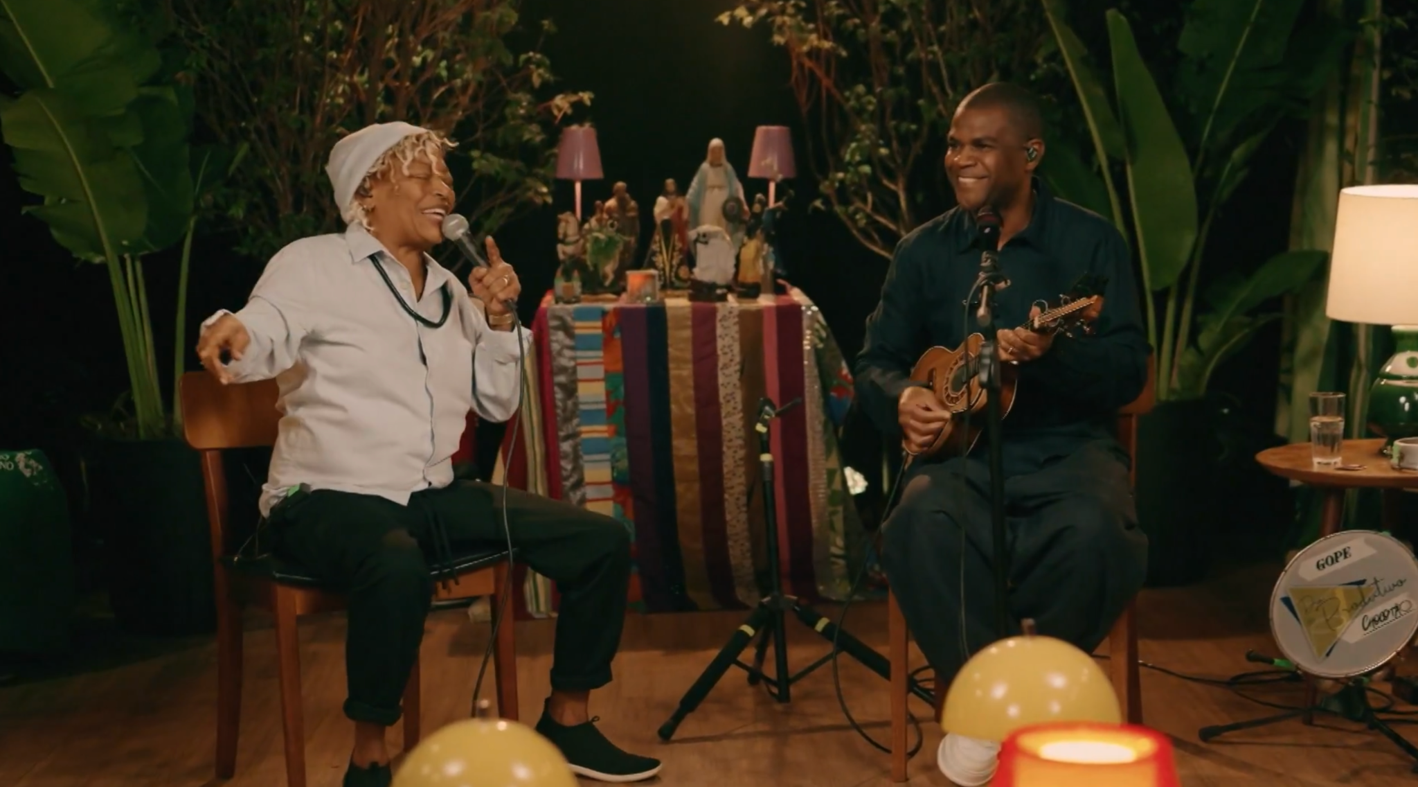 Samba no Quintal com Pretinho da Serrinha